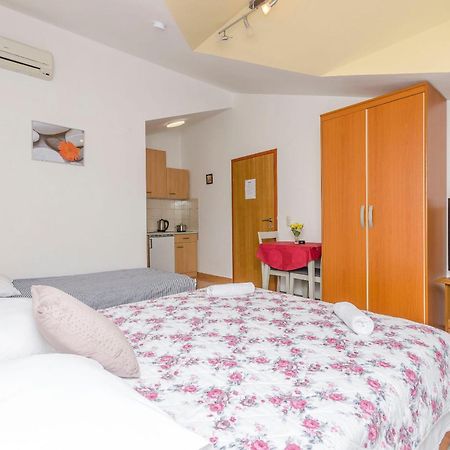 Apartments Rajka 보디체 외부 사진